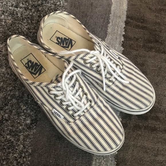 cream vans with blue stripe